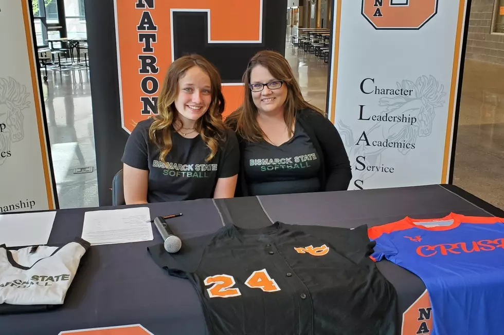 Julie Dysart of Natrona Commits to Bismarck State for Softball