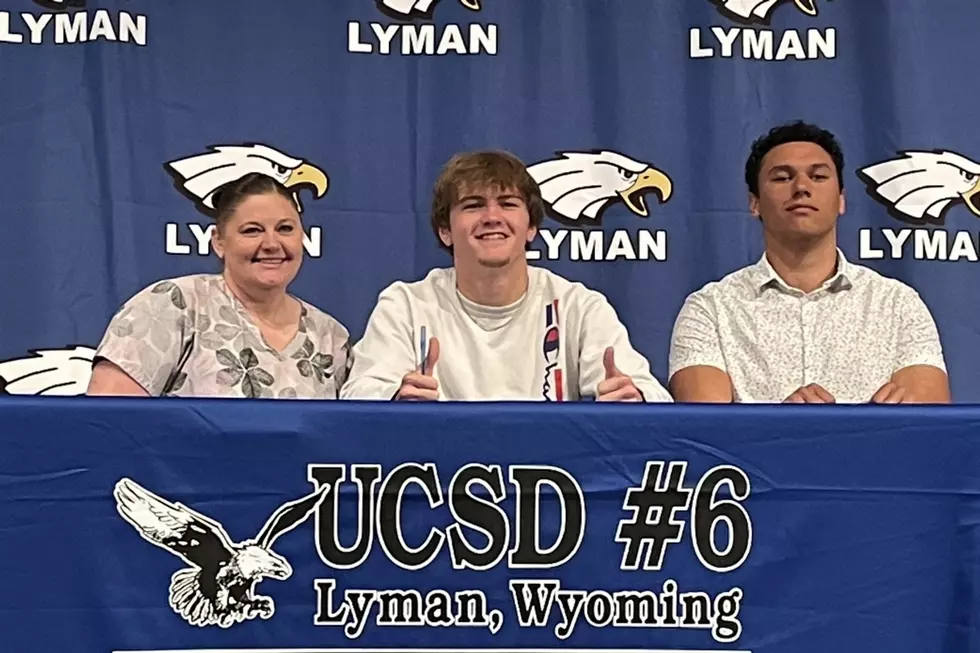 Lyman’s Chevy Fackrell Signs with Colorado Mesa for Football