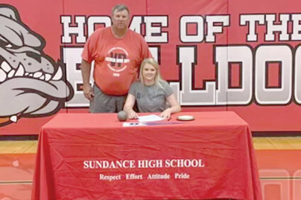 Bailey Hofland of Sundance Signs with Dickinson St. for Track