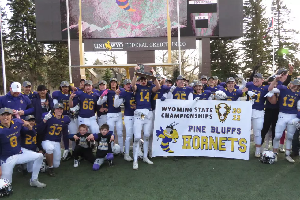 Pine Bluffs Outlasts Shoshoni for 9-Man Title, 33-27 [VIDEO]