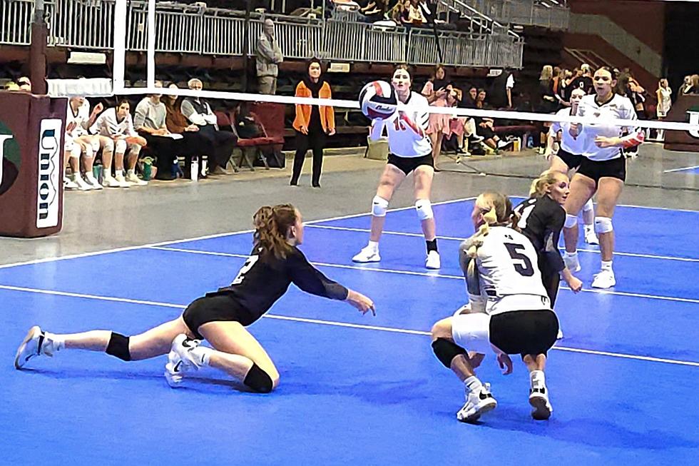 PhotoFest: Mountain View Repeats as 3A Volleyball Champions