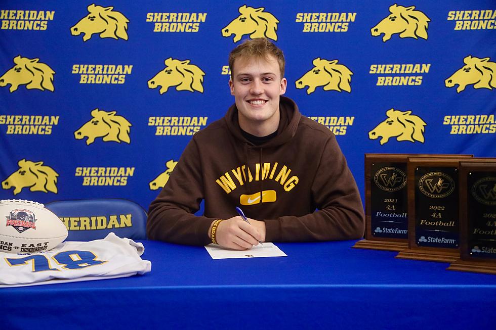 Alex Haswell of Sheridan Signs with UW for Football