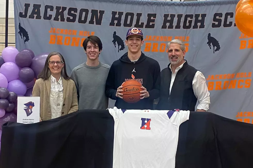 Jackson’s Andrew Hanna Commits to Hobart College for Basketball