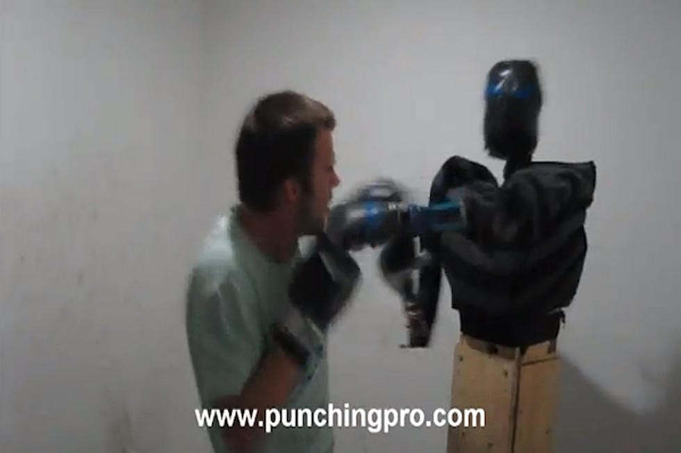 Man Builds Robot That Punches Back During Workouts [VIDEO]
