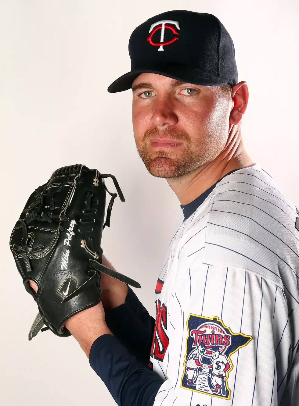 Free Beer & Hot Wings: Minnesota Twins Prank Their Introverted Pitcher Mike Pelfrey