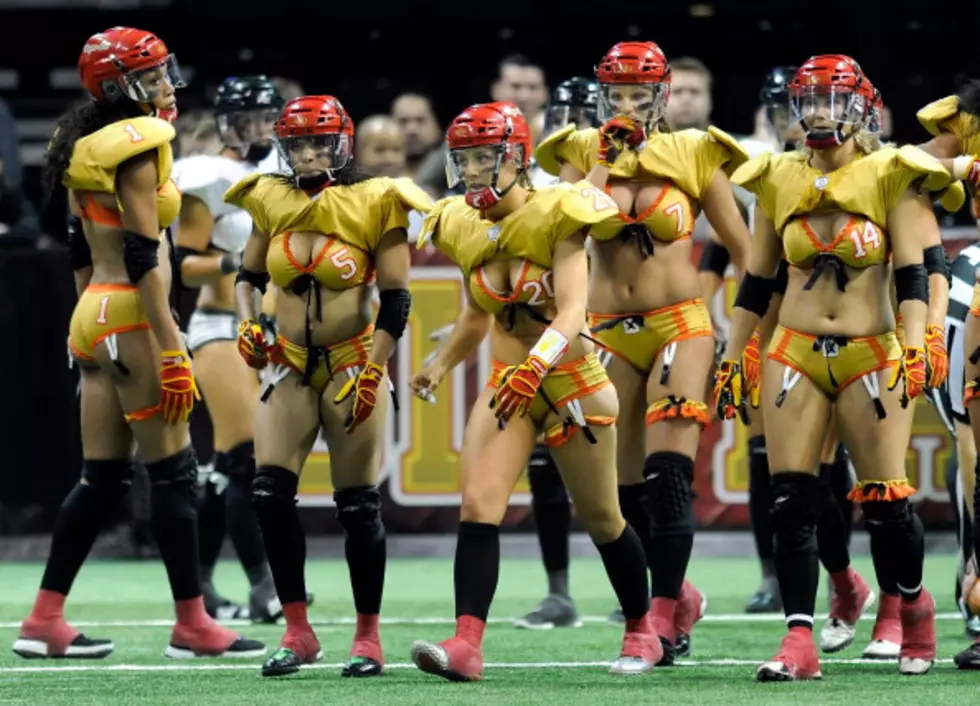 Free Beer & Hot Wings: A Very Intense Halftime Speech from Legends Football League Running Back [Video]