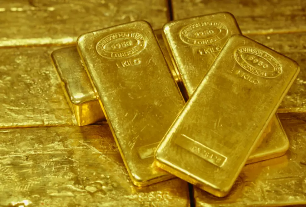 Americans Poop $4 Billion Worth of Gold Annually and Scientists Want to Mine It