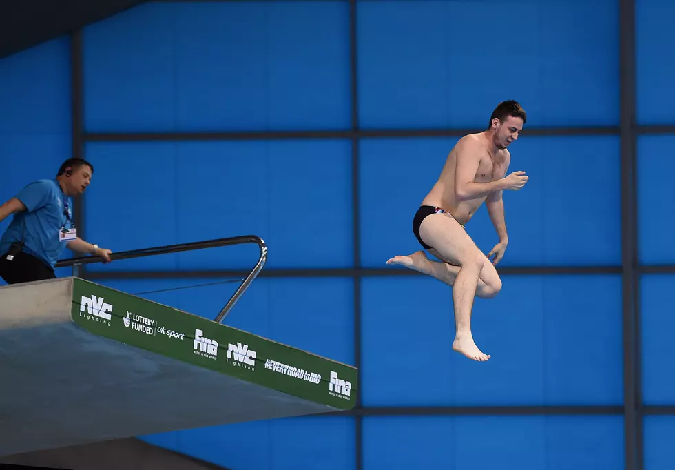 Two Filipino Divers Fail Miserably At Backflips [Video]