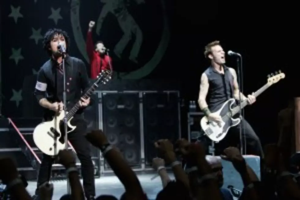 Green Day&#8217;s &#8216;American Idiot&#8217; is 11 Years Old [Video]