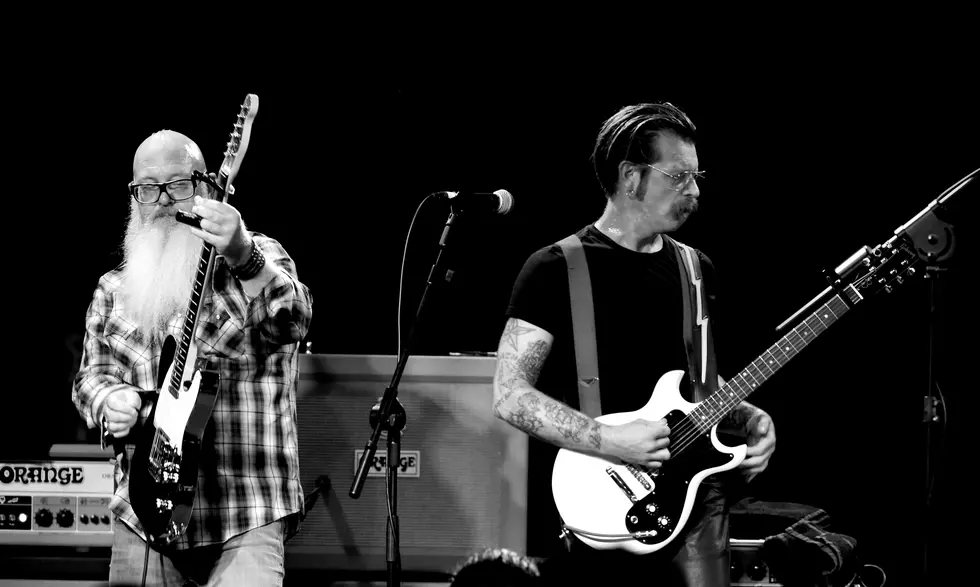 Eagles of Death Metal Joins U2 on Stage in Paris [Video]