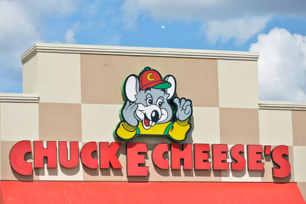 Chuck E. Cheese Files for Bankruptcy & Closes Some Restaurants