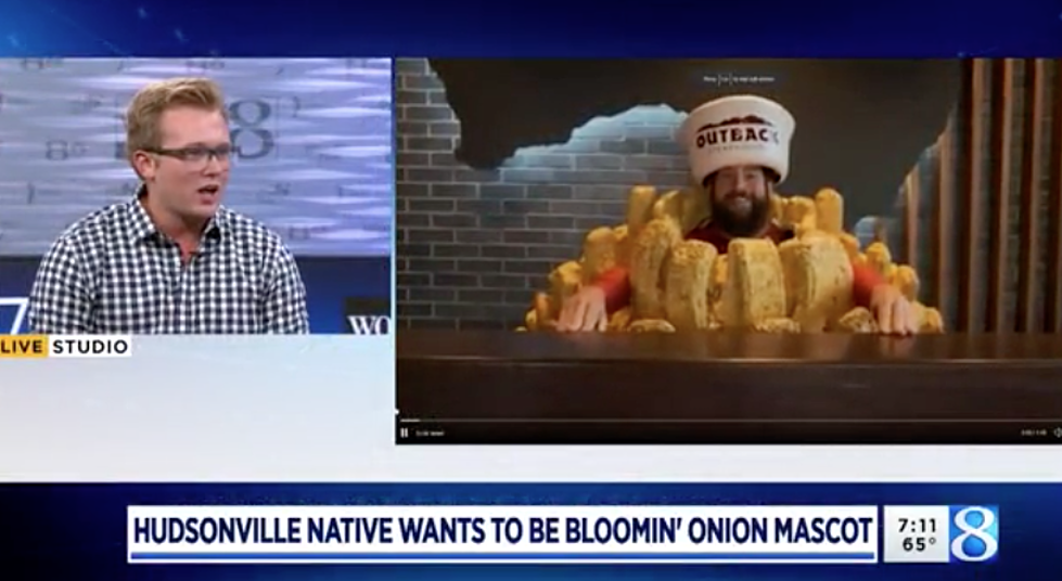 Hudsonville Man to Be Bloomin’ Onion Mascot at Outback Bowl
