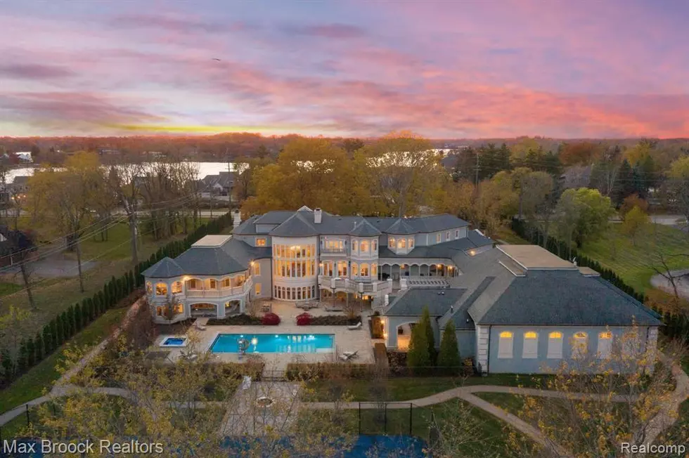 ‘Mystery’ Detroit Sports Star’s Bloomfield Hills Mansion on Market for $10M