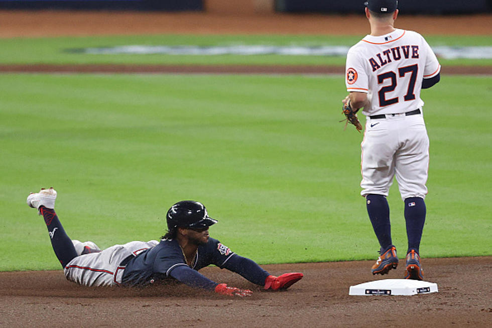 Stolen Base in First Inning Of World Series Earned You a Free Taco