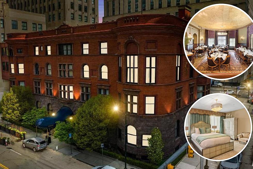 Historic Michigan Hotel Complete with Spa, Gym, Restaurant is Up For Sale