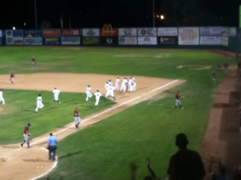 Pippins Win Walking Away Again — Yakima Confounds Corvallis in 11 Innings, 4-3