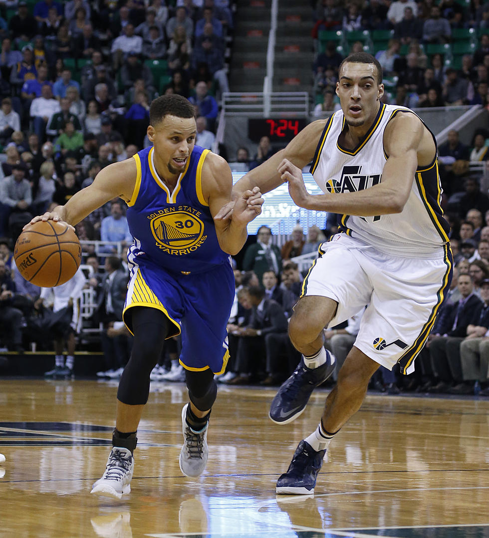 Warriors Win 19th Straight, 106-103 Over the Jazz