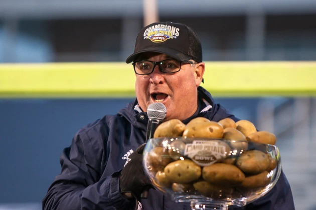 Akron Gets First Bowl Win