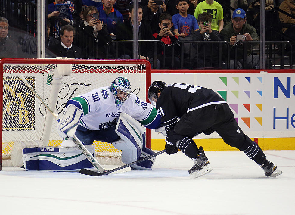 Canucks Win In Shootout Over Inlanders