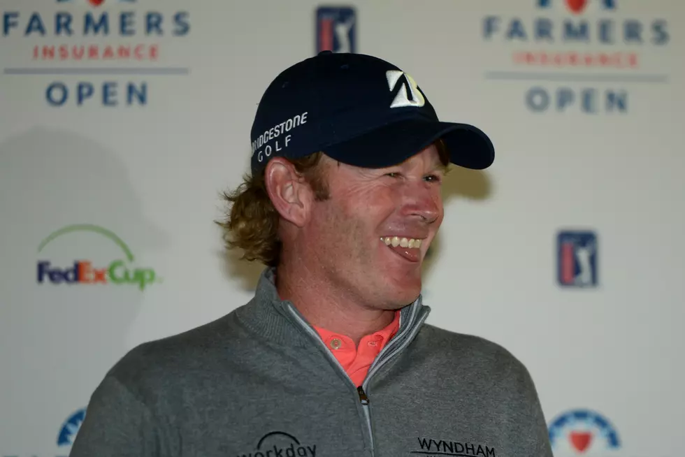 Snedeker Waits Out the Storm to Score a Win