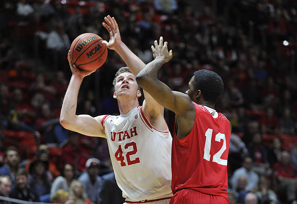 Poeltl Earns Pac-12 Player of the Year Award