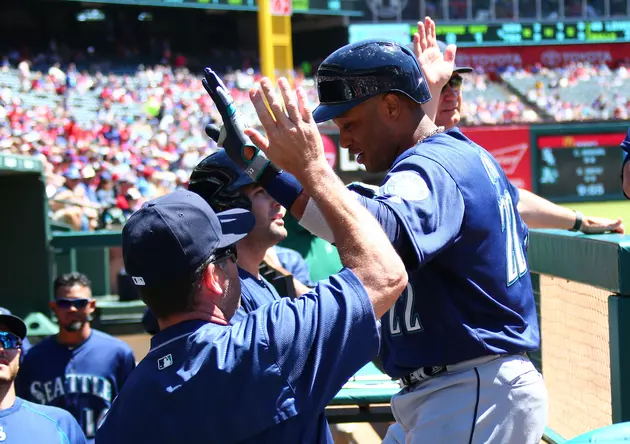 Cano Homers Twice, Mariners Rally in 9th to Win 9-5 at Texas