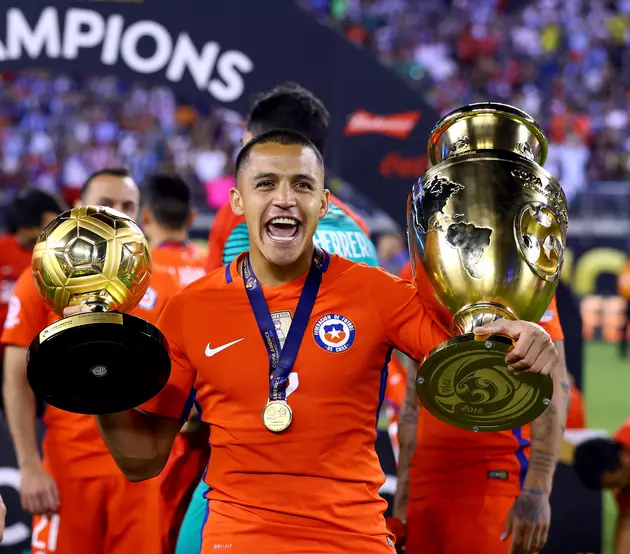Chile&#8217;s Alexis Sanchez Wins Golden Ball for Copa America