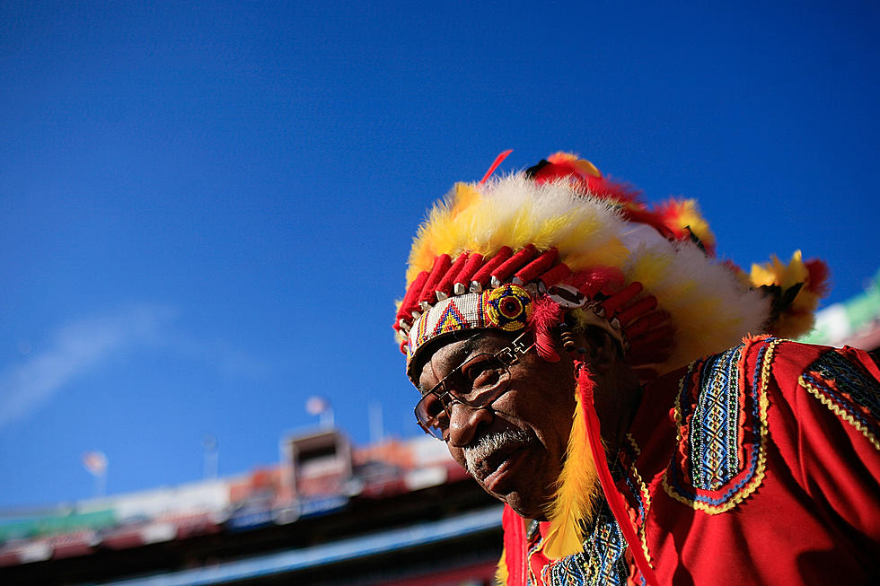 Redskins Superfan Known as ‘Chief Zee’ Dies