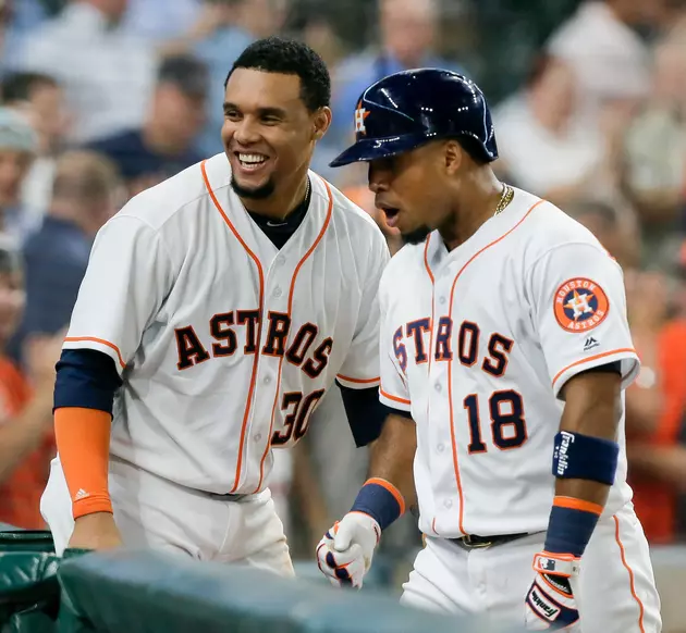 Astros Breakout the Broom to 9-8 Win to Sweep Mariners
