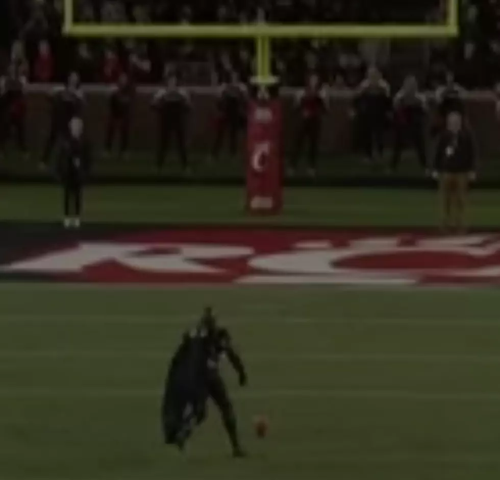 Batman Nails 30-Yard Field Goal At College Football Game  [VIDEO]