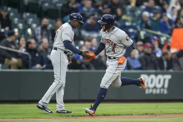 Springer Hits Fourth Leadoff Homer, Astros Rally for Win Over M&#8217;s