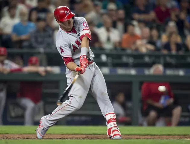 Mike Trout Comes Through in 9th as Angels Beat Mariners 6-3