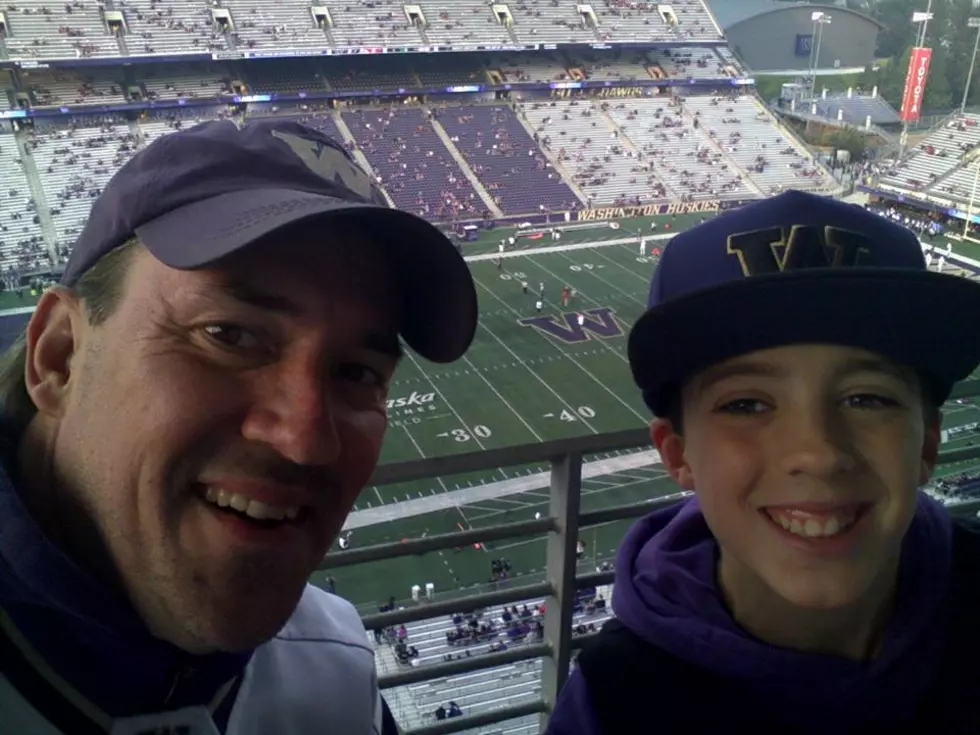 Todd&#8217;s Take: I Took My Son To His First Washington Huskies Football Game &#8211; Here&#8217;s What We Found  [PHOTOS]