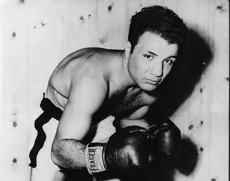 Boxer LaMotta, Immortalized in ‘Raging Bull,’ Dies at 95