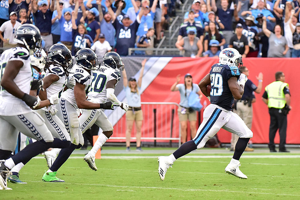 Titans Score 21 Straight Points in 3rd, Beat Seahawks 33-27