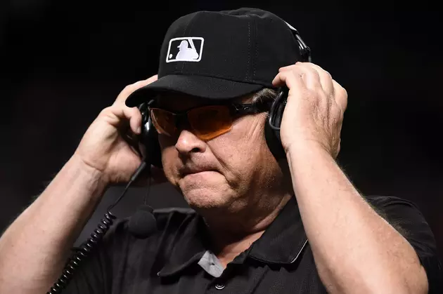 Gerry Davis to Umpire in World Series for 6th Time