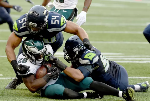 As Game Vs. Eagles Nears, Gamblers Putting Money On Seahawks