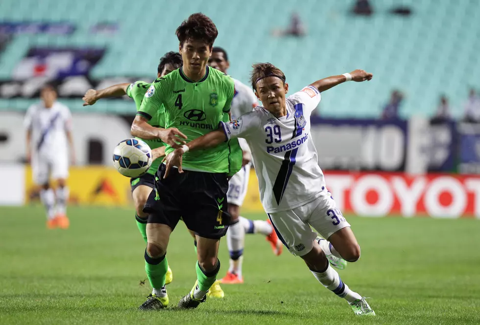 Sounders Sign South Korean Defender Kim Kee-hee