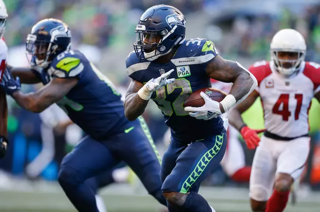 Seahawks&#8217; Carson Trying to Focus on Season, not Contract