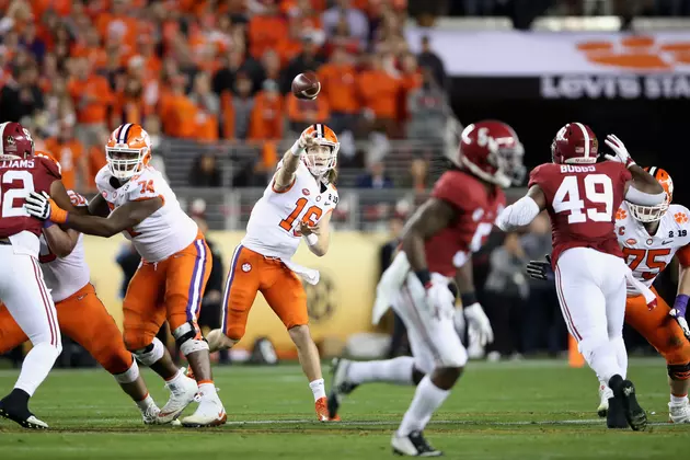 Trevor Lawrence Returns as No. 4 Clemson Resumes Title Chase