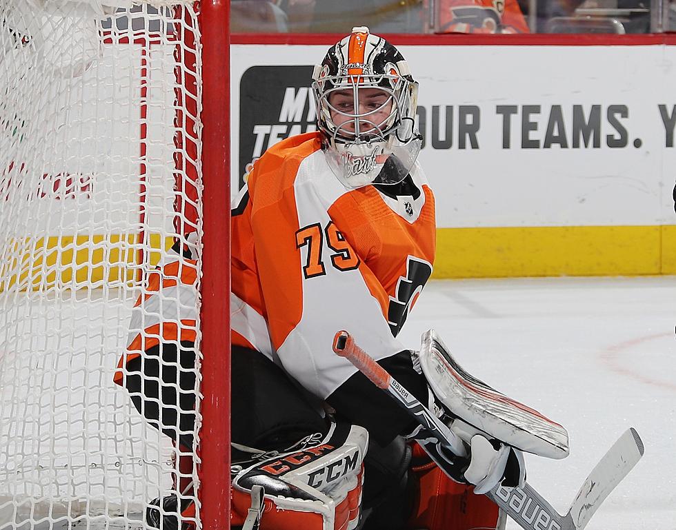 Hart Dives, Saves Flyers to Get 8th Straight Victory