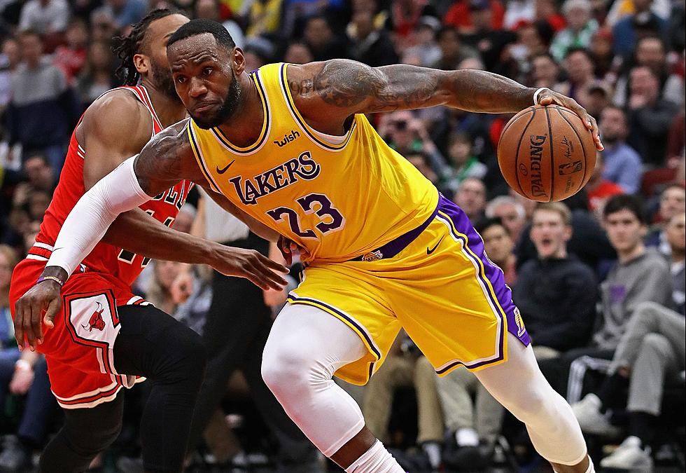 James Scores 36 Points in Lakers’ 123-107 Win Over Bulls