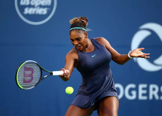 Serena Williams Reaches Rogers Cup Quarters in Toronto