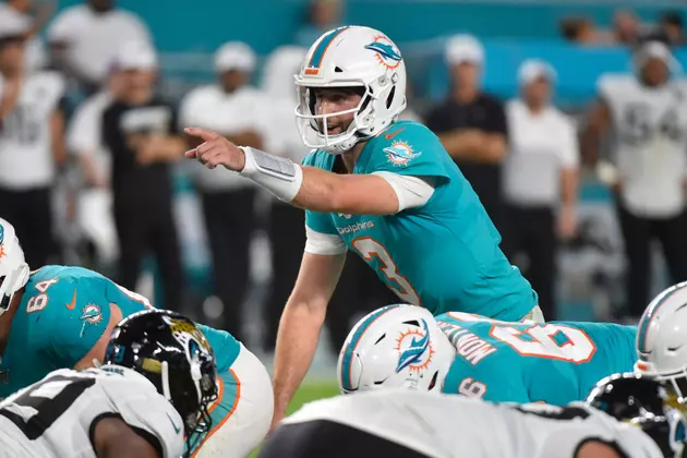 Rosen Leads 99-yard TD Drive in Dolphins&#8217; Win Over Jaguars