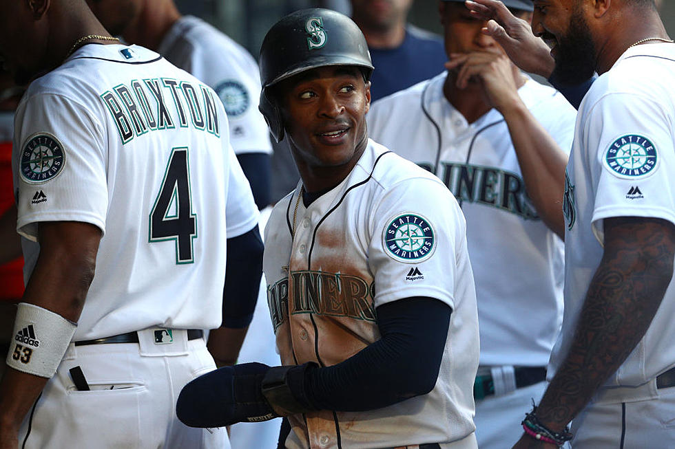 Mariners Snap 5-game Skid With 3-2 Victory Over Padres