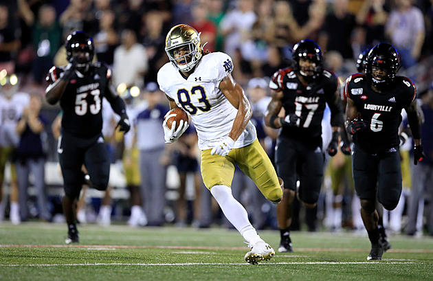 No. 9 Notre Dame Pulls Away From Louisville 35-17