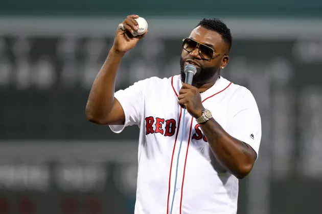 Papi&#8217;s Back: David Ortiz Throws out 1st Pitch at Fenway