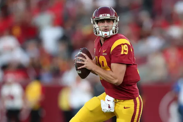 QB Fink Likely to Start for No. 21 USC With Slovis Still Out