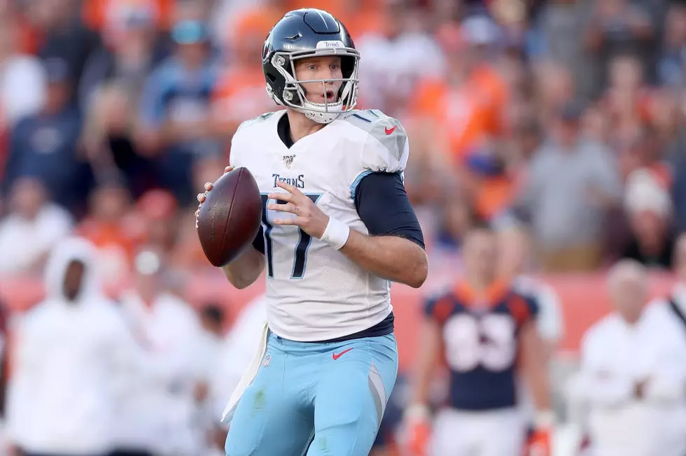 Titans Switch to Tannehill at QB Looking for Spark