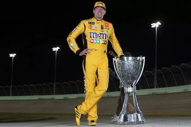 Kyle Busch Leads Gibbs Trio to Win 2nd NASCAR Championship
